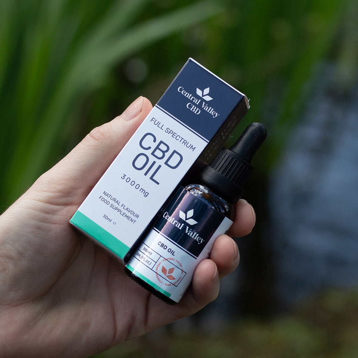 3000 mg Full-Spectrum CBD Oil (10 % CBD, 30 ml) + Free 500mg Broad-Spectrum Gummies Grab bag. Strong Therapeutic Strength